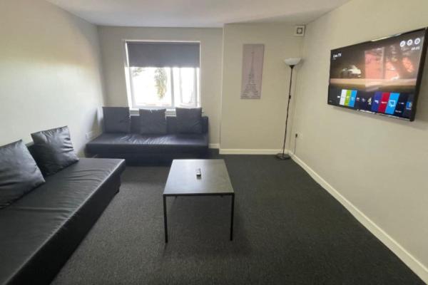 Ryan I Air I - 102 Mill Street - Free Parking *